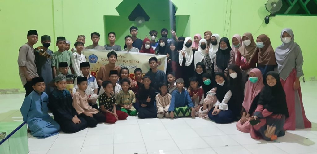 Intip Serunya  Kegiatan Ramadhan  PMR SMKN 4 Kendari SMKN 