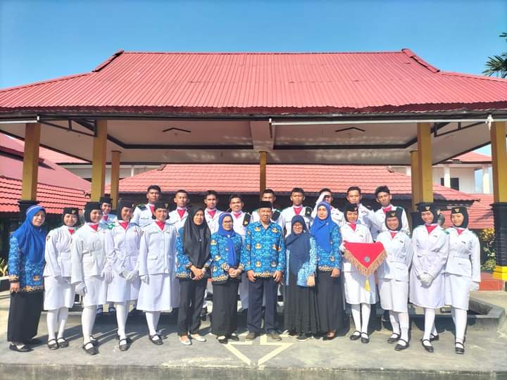 PERINGATAN HARI PAHLAWAN 2023 - SMKN 4 KENDARI